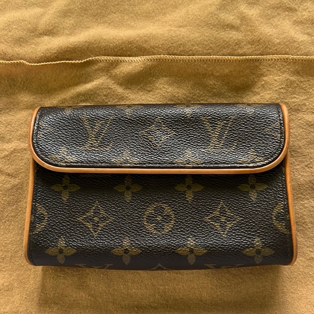 LOUIS VUITTON: Florentine Pochette Monogram w/o Belt